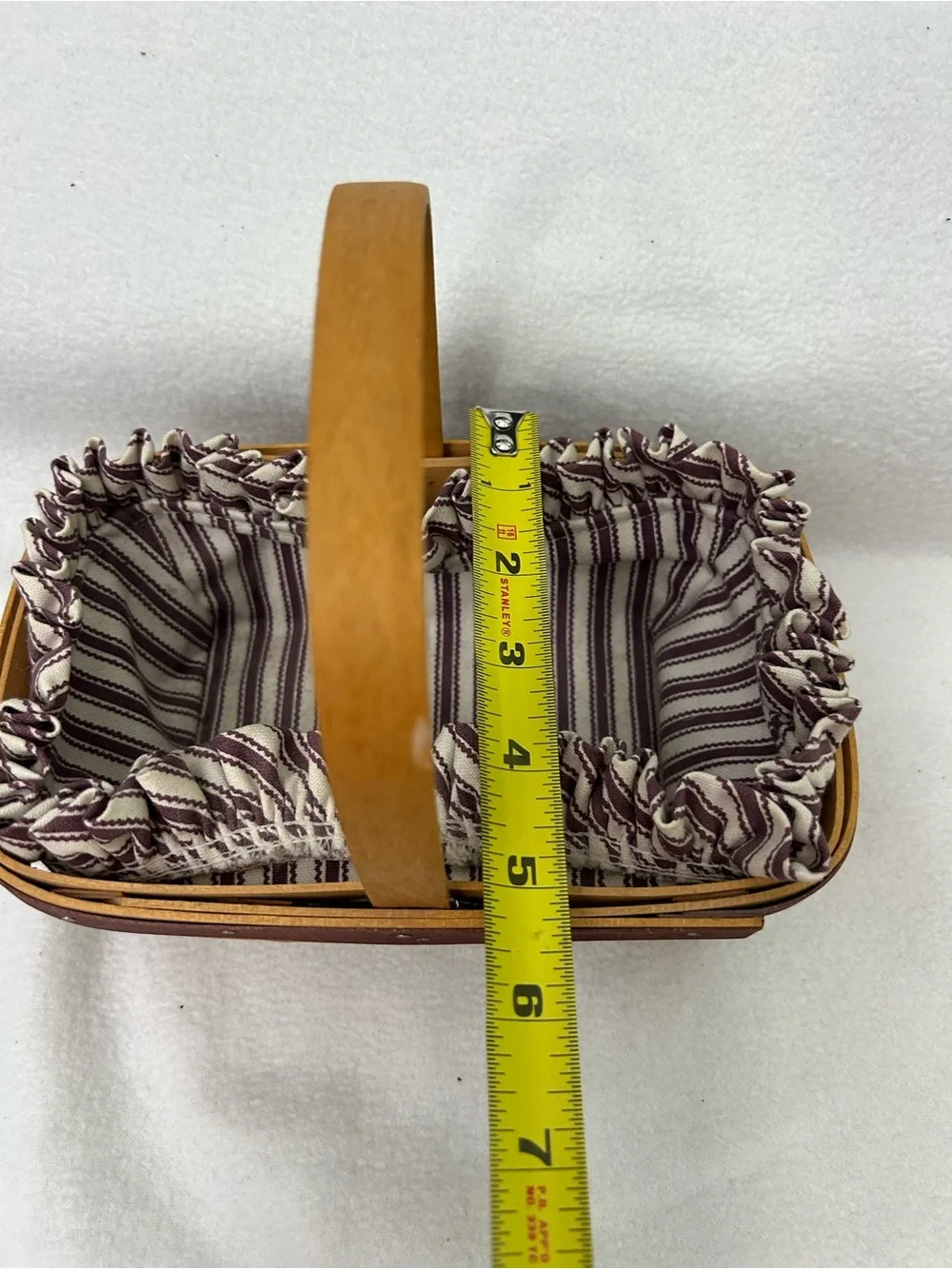 Longaberger 1997 Sweetheart Treats Basket with stripped liner